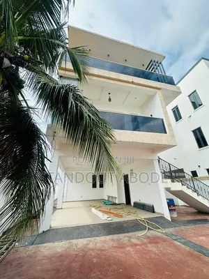 4bdrm Duplex in Magodo, GRA Phase 2 Shangisha for sale