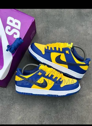 Nike Sb Dunks Classic Sneakers