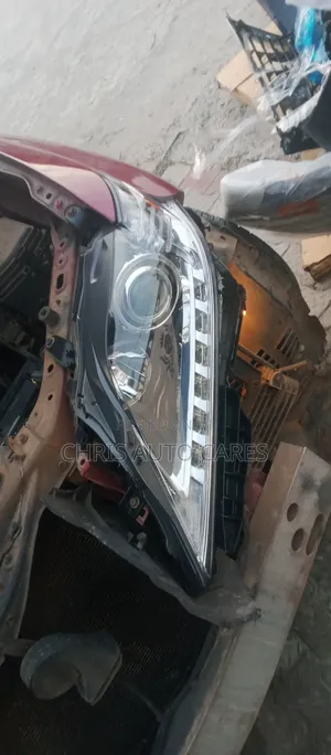 Headlight for Rx 350