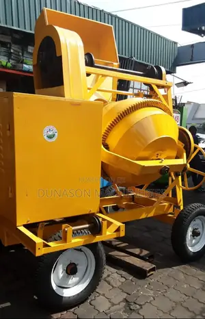 Self Load Cement Concrete Mixer