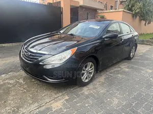 Hyundai Sonata GLS Sedan FWD (2.4L 4cyl 6A) 2013 Black