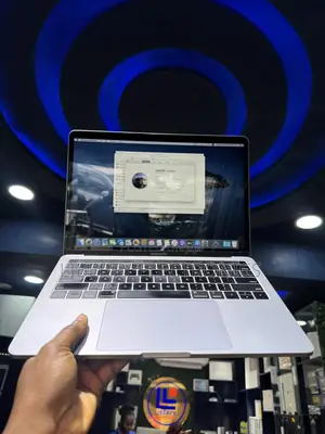 Laptop Apple MacBook Pro 2019 16GB Intel Core I5 SSD 512GB