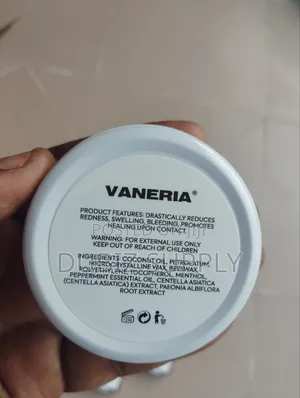 Vaneria Tattoo Balm