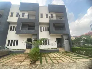4bdrm Townhouse/Terrace in Mabushi for sale