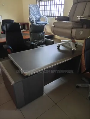 2.2 Meters Executive Quality Office Table