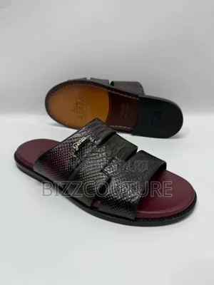 Original Genio Leather Slippers Available in Store