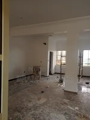 36sqm Office/Shop in a Serviced Plaza in Jabi