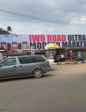 Iwo Road Ultra Modern Market