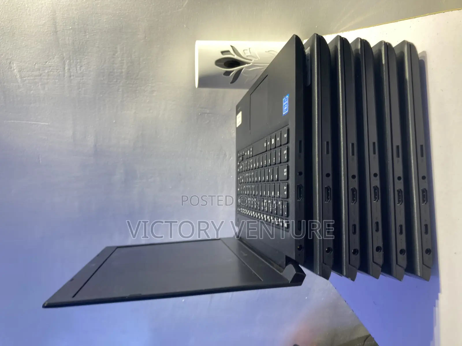 Laptop General Dynamics 4GB Intel Celeron SSD 128GB