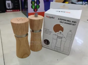 Toprocks Pepper Mill and Salt Shaker Set.