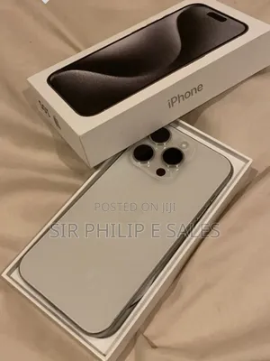 New Apple iPhone 15 Pro Max 256 GB Gray
