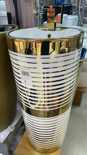 Gold Luxury Free Standing Basin
