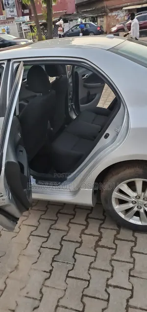 Toyota Corolla 2009 Silver