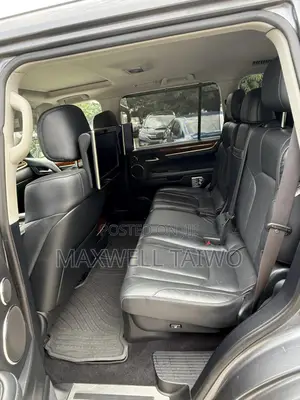 Lexus LX 570 AWD 2018 Gray