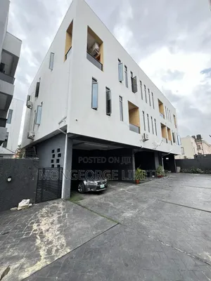 4bdrm Townhouse/Terrace In Osapa London For Sale