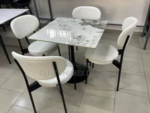 Round Seat Comfy Dinning Chair and Table