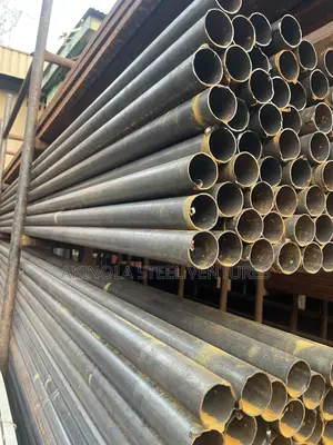 1.5 Inch by 2mm Mild Steel Black Pipe (1,1/2")