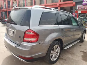 Mercedes-Benz GL-Class GL 450 2010 Gray