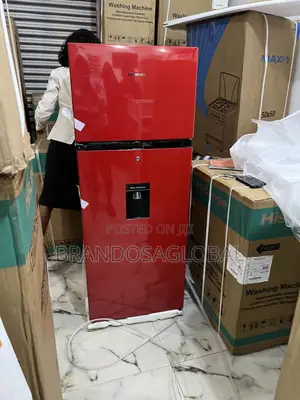 Hisense Double Door 204l Fridge With Built‐In Water Dispenser