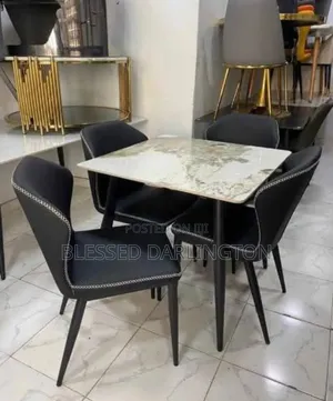 Quality Smooth Foreign Dining Set
