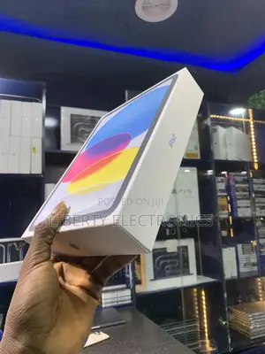New Apple iPad (2025) 128 GB Black
