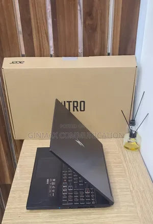 Laptop Acer Nitro 5 16GB AMD Ryzen 7 SSD 1T