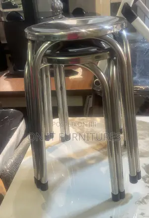 Sleek Sturdy Metal Stool – Modern Industrial Design for Home or Bar