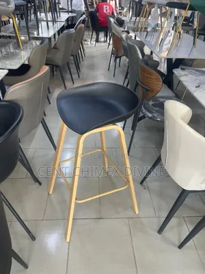 Modern Minimalist High Chair