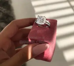 925 Sterling Silver Engagement/Wedding Ring - Size 7