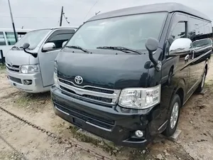 Toyota HiAce 2017 Black