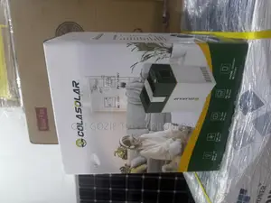 Cola Solar 1kwh 200 Wlithium Ion Battery Solar Generator Built