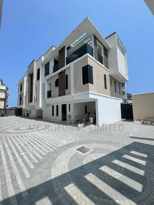 4bdrm Townhouse/Terrace in Lekki Phase 1 for sale
