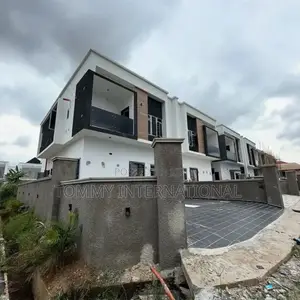 4bdrm Duplex in Gold Town, Port-Harcourt for sale