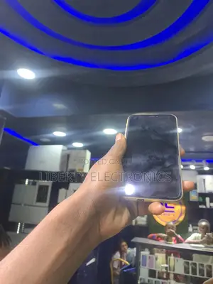 Apple iPhone XR 64 GB Yellow