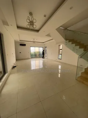 4bdrm Penthouse in Banana Island Ikoyi for rent