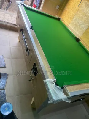 Marble Coin Snooker