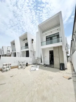 Furnished 4bdrm Duplex in Chevron for sale