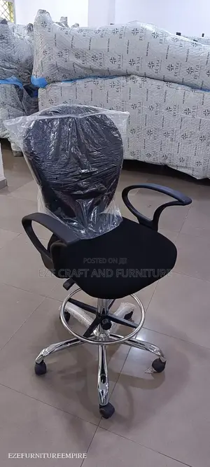 Cashier Chair