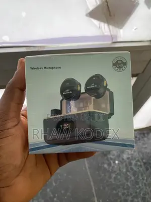 Button Clip Magnetic Wireless Mic 2in1 iPhone/Type C Microphone