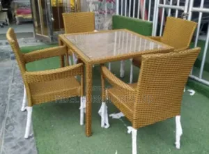 Guaranteed Quality Modern Rattan Set of Chair With Table