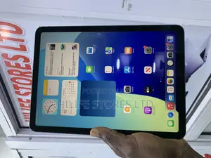 Apple iPad Air (2022) 64 GB Gray