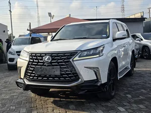Lexus LX 2016 White