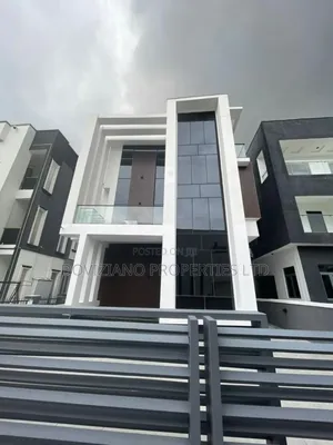 5bdrm Duplex in Lekki for sale