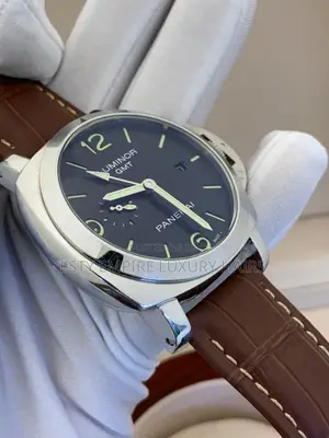 Panerai Luminor Automatic Engine Green Strap
