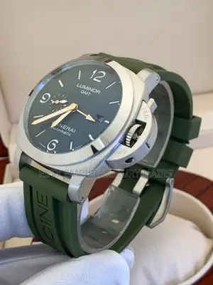Panerai Luminor Automatic Engine Green Rubber Strap