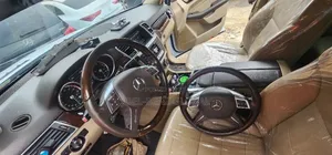 Ml350 2013 Steering Wheel Update With a Formica Type