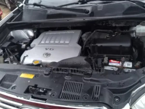 Toyota Highlander Sport 2008 Silver