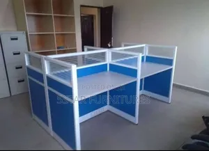 4 Seaters Work Station Office Table