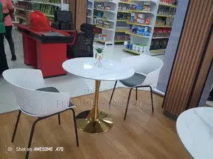 High Quality Imported Designs Restaurants Set