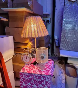 3 in 1 Lamp, Clock and Penholder